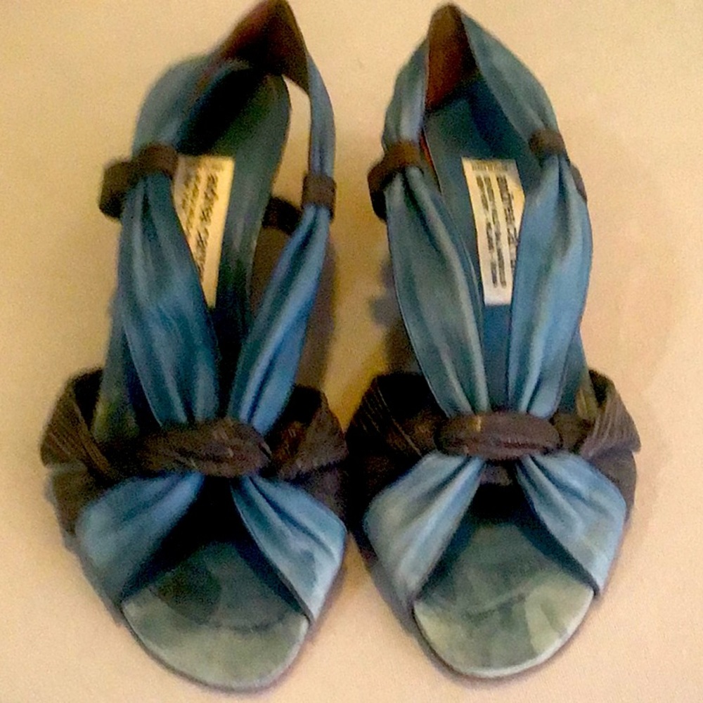 Vintage Andrea Carrano Sandals with heels